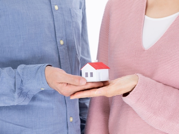 买房子一楼的好吗?买房一般多少层比较好?-叭楼楼市分享网