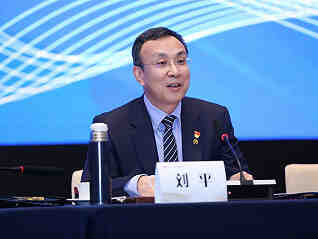 【深度】“碧恒万融”时代彻底落幕，新宇宙房企保利来袭，只是靠躺赢吗？-叭楼楼市分享网