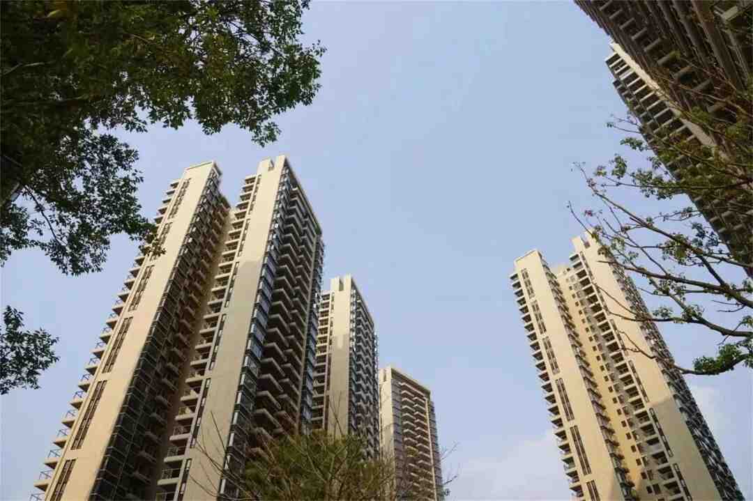 铃鹿石灰石匠心之作:南宁银光御品——尽显奢华新中式