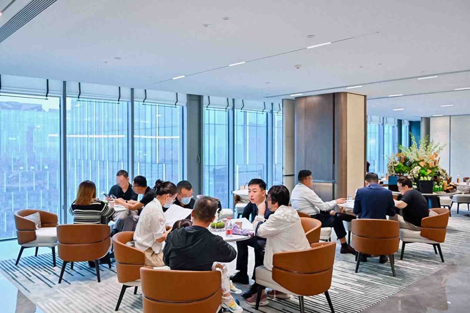 直击国庆楼市 | 天坛府开盘10分钟卖了73亿,开发商等长假后期客户回归-叭楼楼市分享网