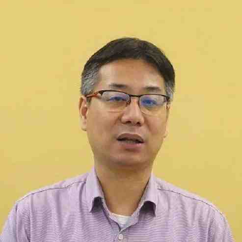 向前一步,与变化共舞