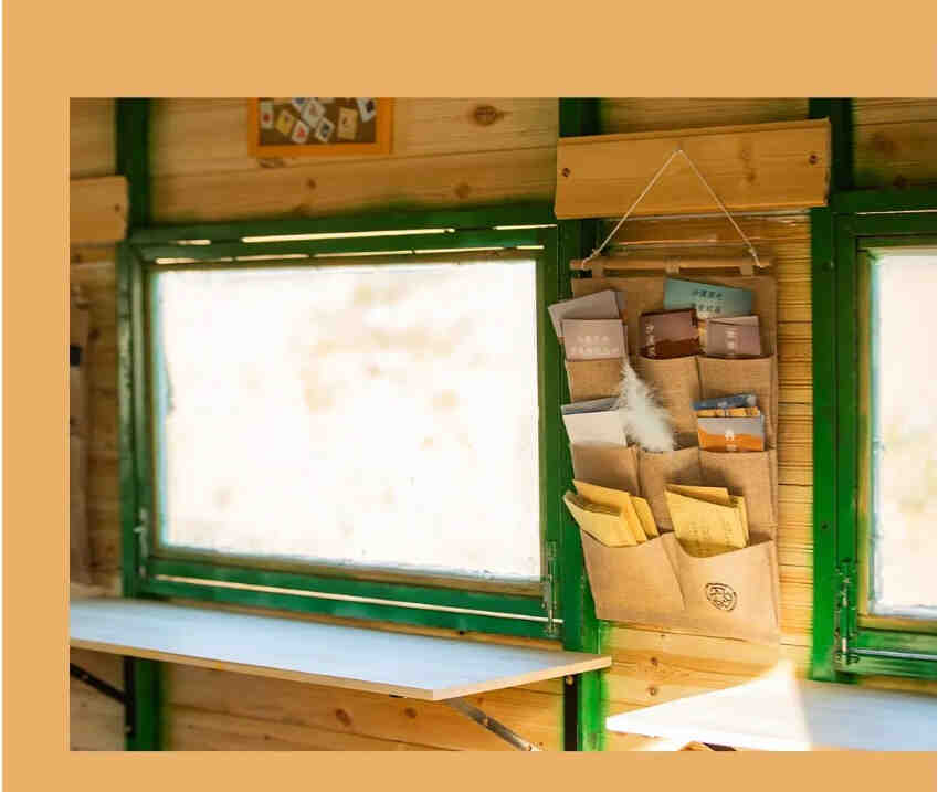 《一个为沙漠“添绿”的故事》正片温暖上线