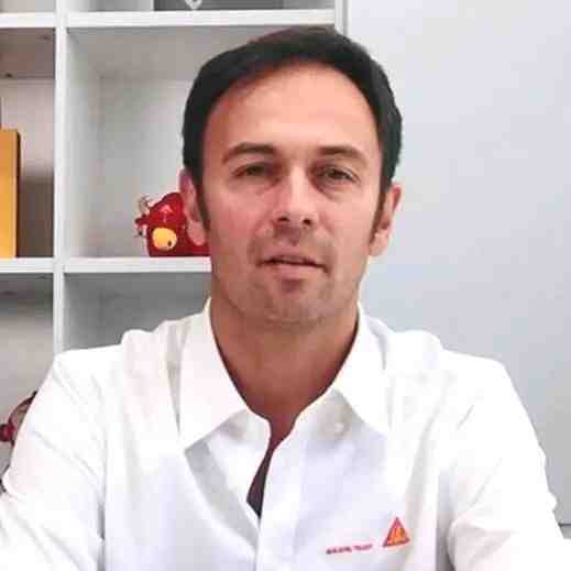 鎴戦€夎タ鍗″痉楂橈紝鍝佽川鏃犲咖