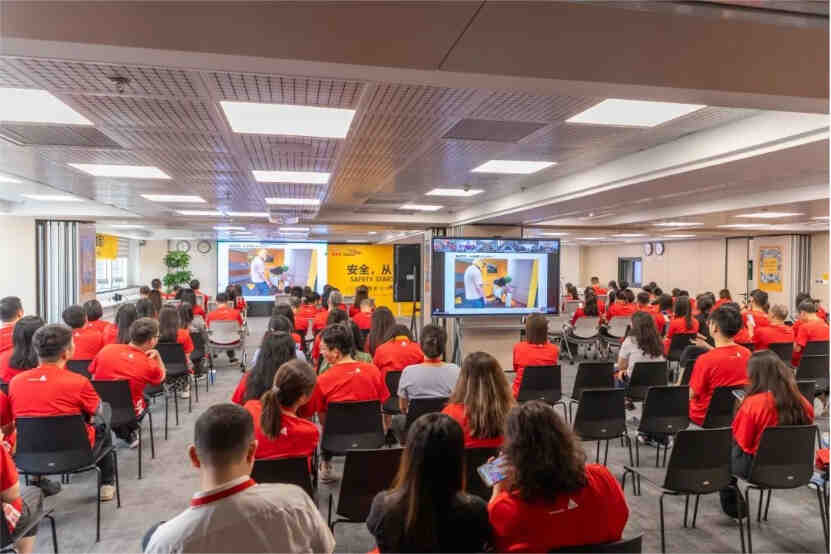 瀹夊叏锛屼粠鎴戝仛璧凤紒